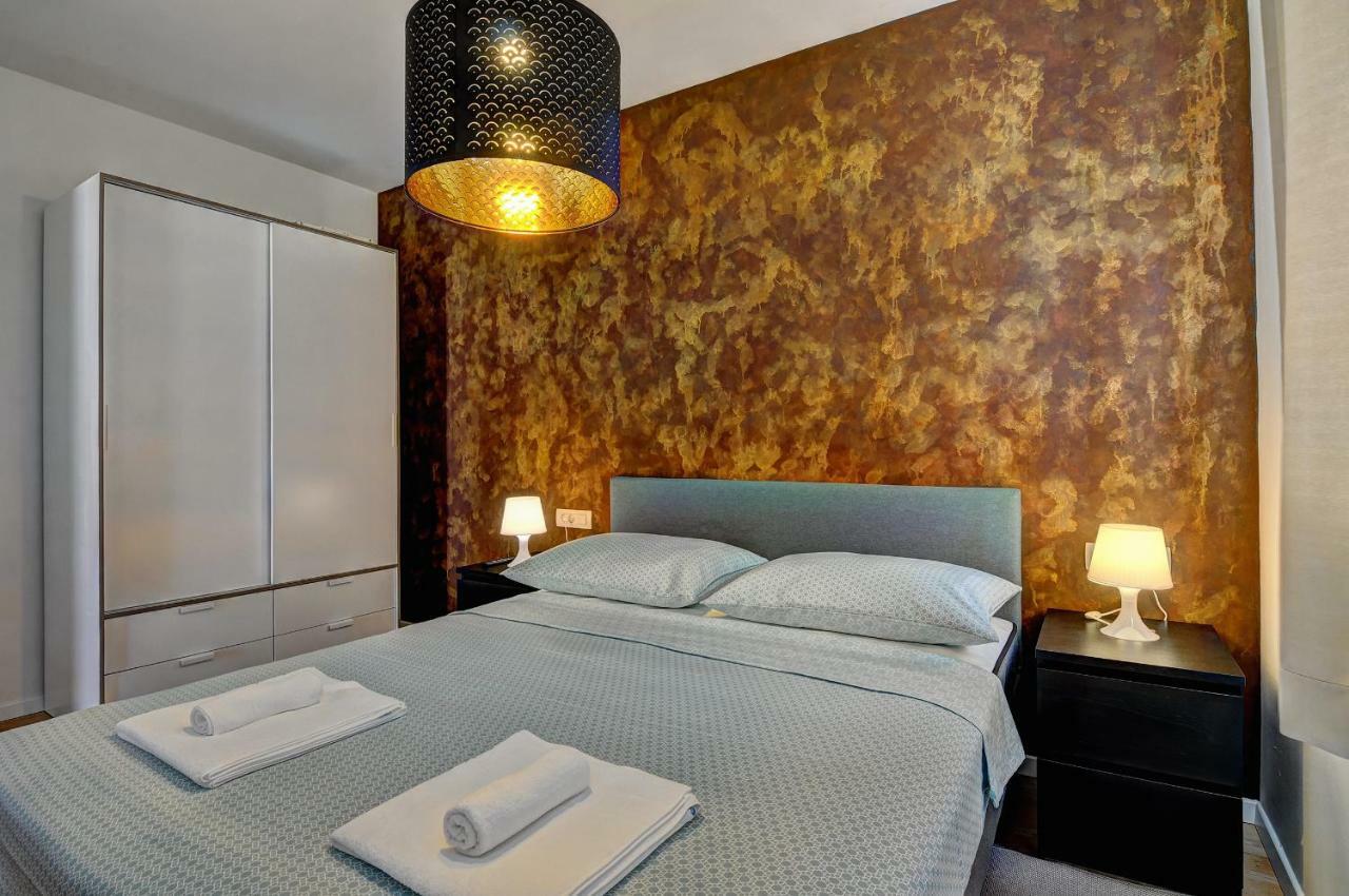 Apartman M Pula Exterior foto
