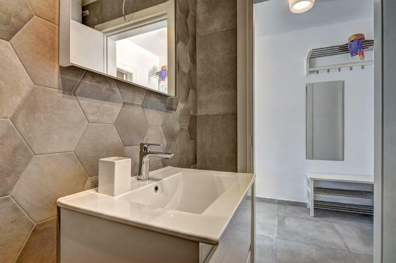 Apartman M Pula Exterior foto